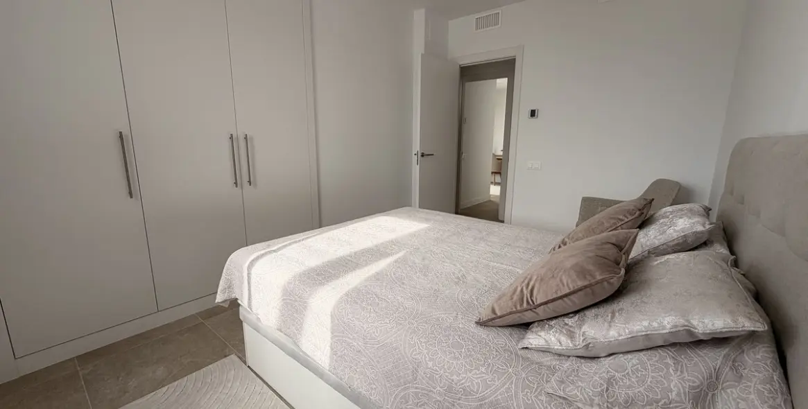 Продажа пентхауса в Estepona 12