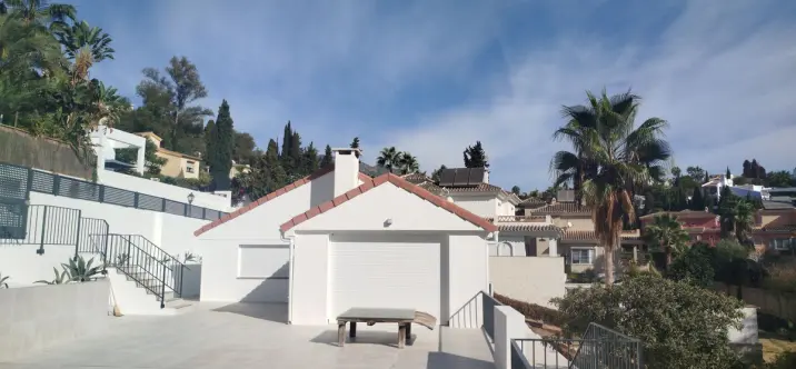 Sale of detached villa in Mijas Costa 3