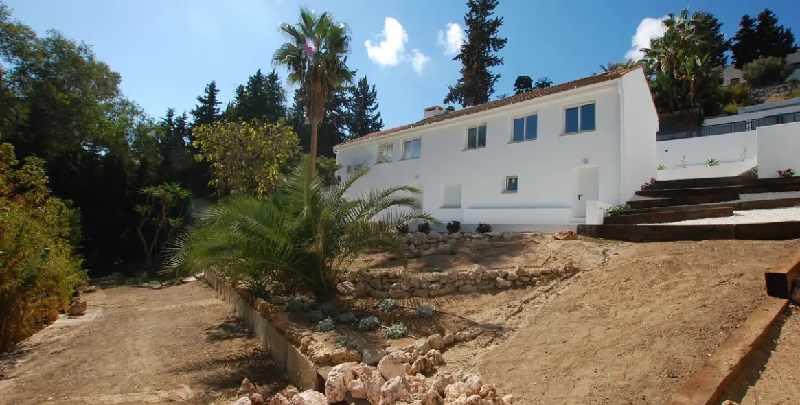 Продажа  отдельно стоящей виллы в Mijas Costa 14