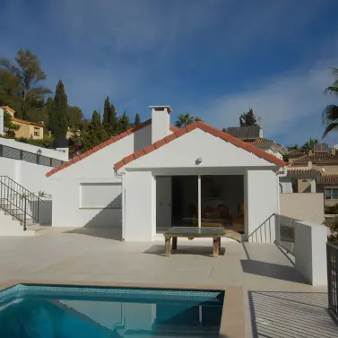 Продажа  отдельно стоящей виллы в Mijas Costa