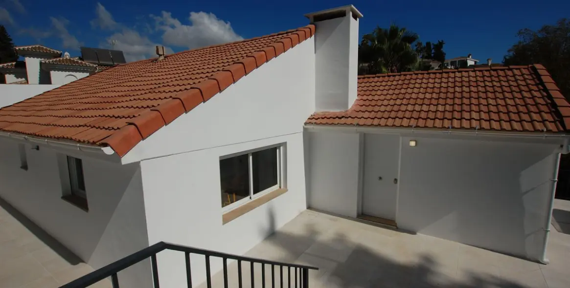 Sale of detached villa in Mijas Costa 9