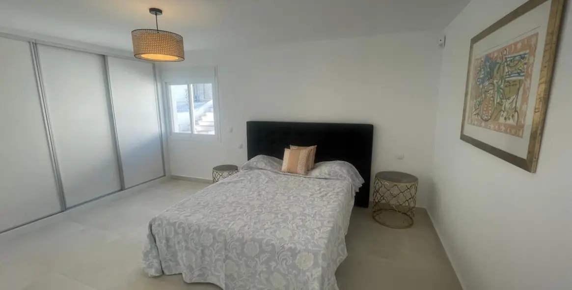 Sale of detached villa in Mijas Costa 34