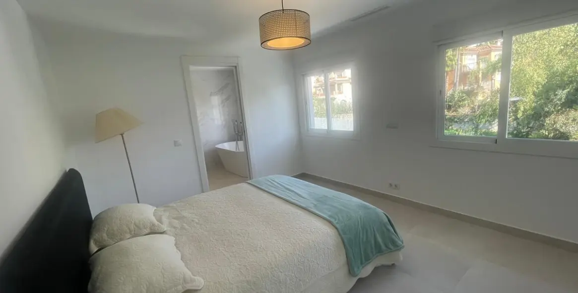 Sale of detached villa in Mijas Costa 71