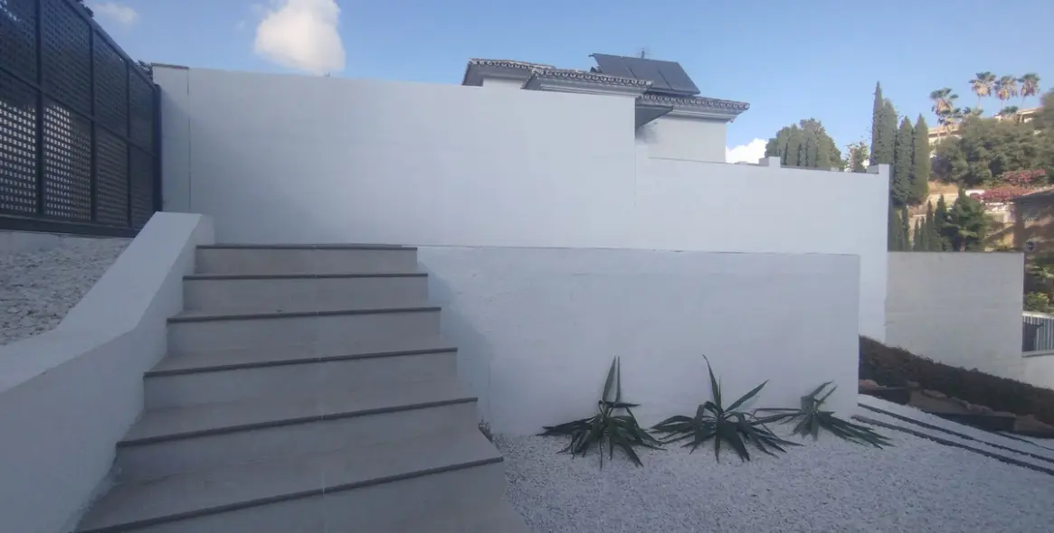 Sale of detached villa in Mijas Costa 83