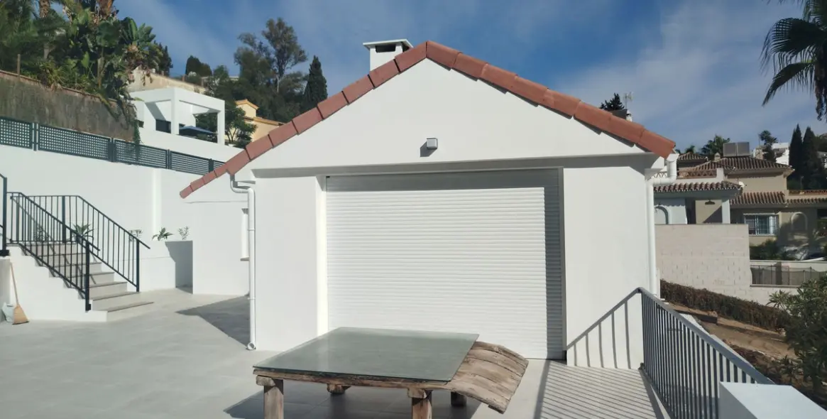 Sale of detached villa in Mijas Costa 98