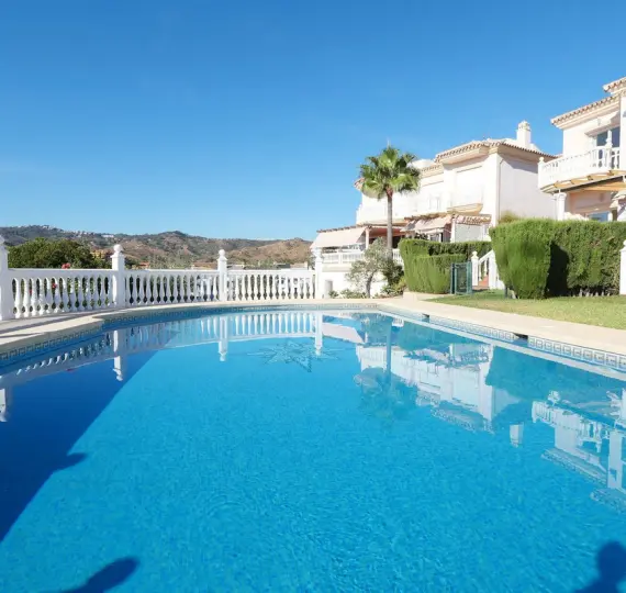 Venta de ático dúplex en Cabopino