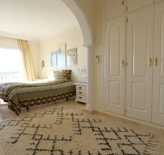 Venta de ático dúplex en Cabopino