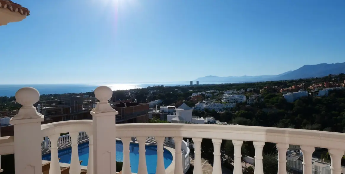 Venta de ático dúplex en Cabopino 6