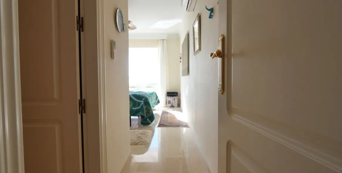 Sale of penthouse duplex in Cabopino 21