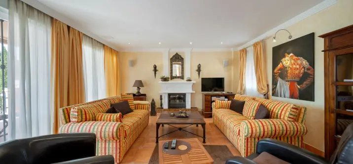 Sale of detached villa in Mijas 2