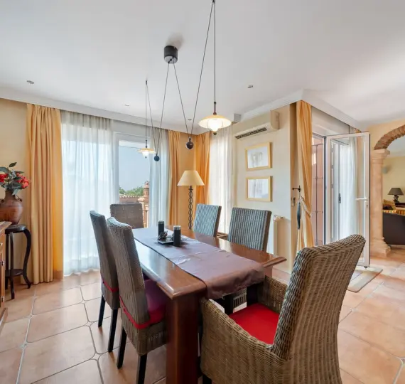 Sale of detached villa in Mijas