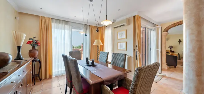 Sale of detached villa in Mijas 3