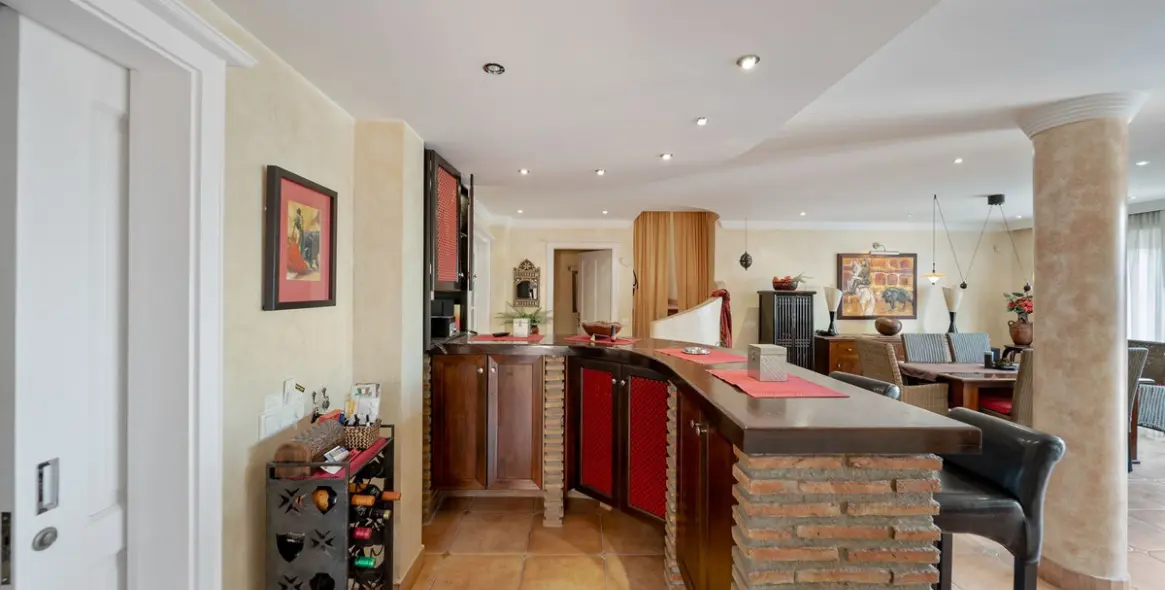 Sale of detached villa in Mijas 5