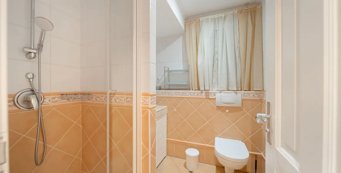 Sale of detached villa in Mijas 16