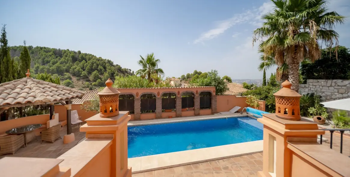 Продажа  отдельно стоящей виллы в Mijas 22