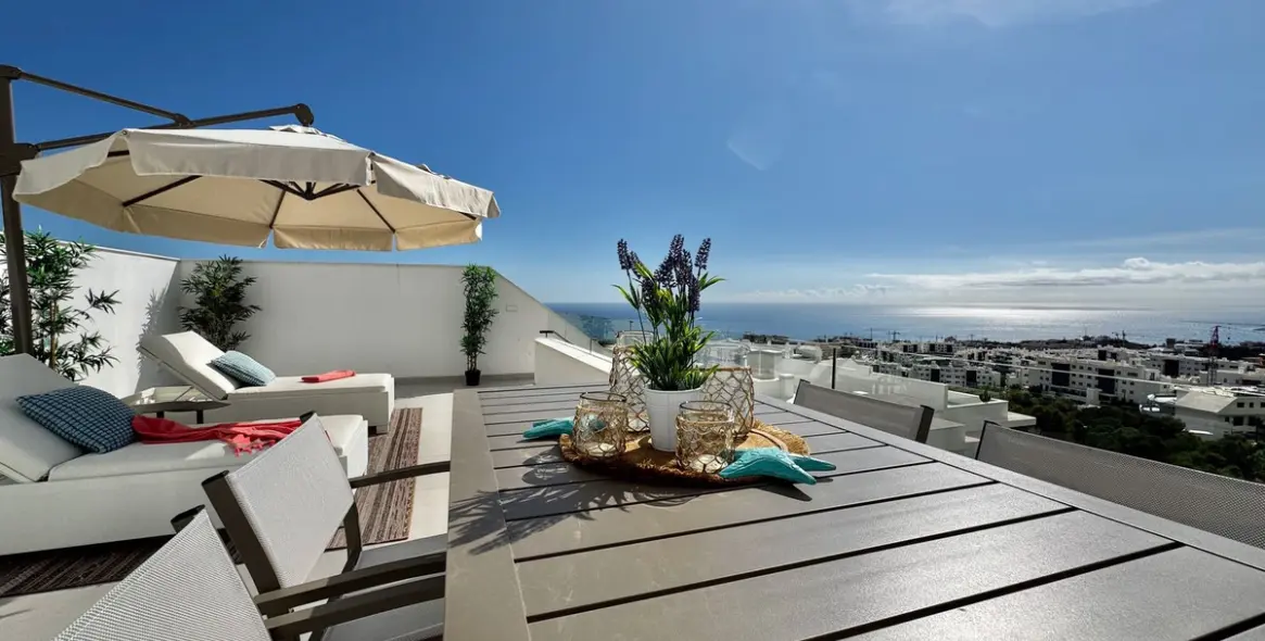 Sale of penthouse in Fuengirola 1