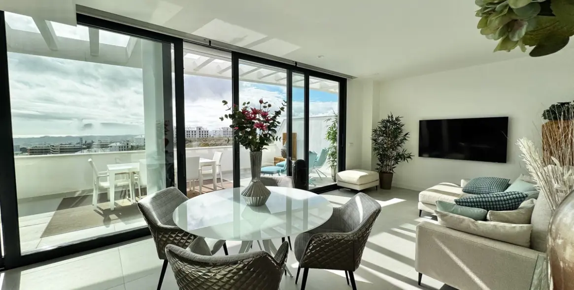 Sale of penthouse in Fuengirola 18