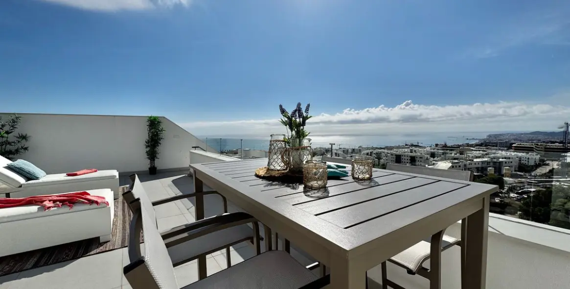 Sale of penthouse in Fuengirola 25