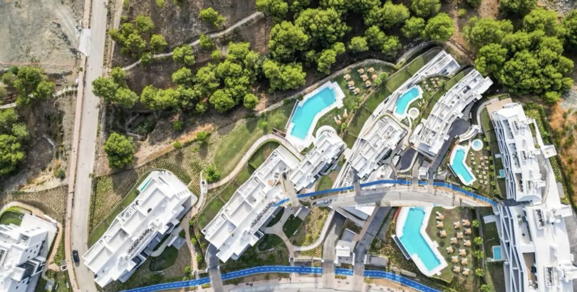 Sale of penthouse in Fuengirola 40