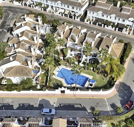 Продажа таунхауса в Nueva Andalucía