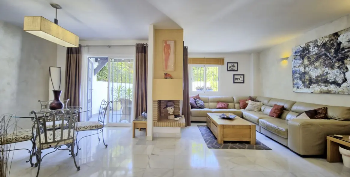 Продажа таунхауса в Nueva Andalucía 6