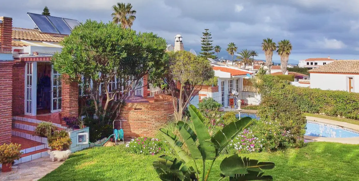 Продажа  отдельно стоящей виллы в Mijas 4