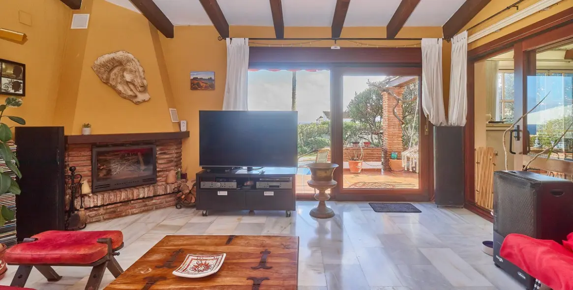 Продажа  отдельно стоящей виллы в Mijas 15