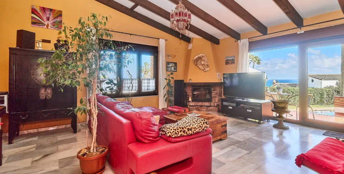 Продажа  отдельно стоящей виллы в Mijas 16