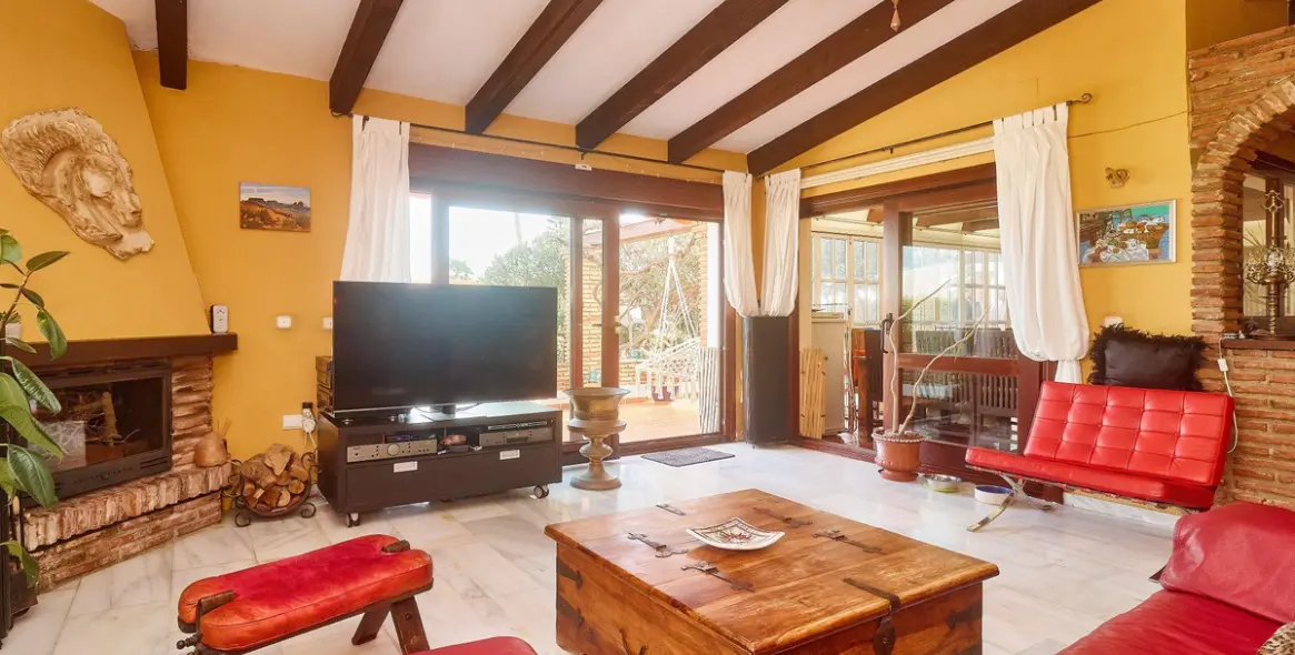 Продажа  отдельно стоящей виллы в Mijas 18