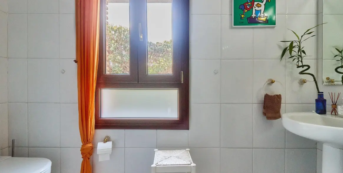 Sale of detached villa in Mijas 34