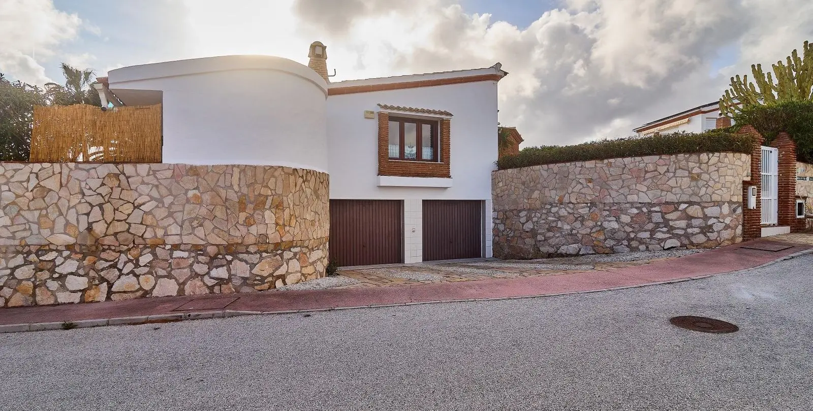 Продажа  отдельно стоящей виллы в Mijas 3