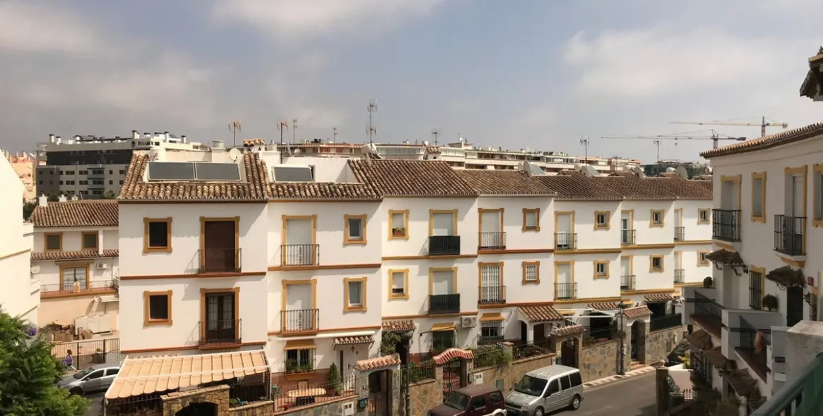 Продажа таунхауса в Estepona 2