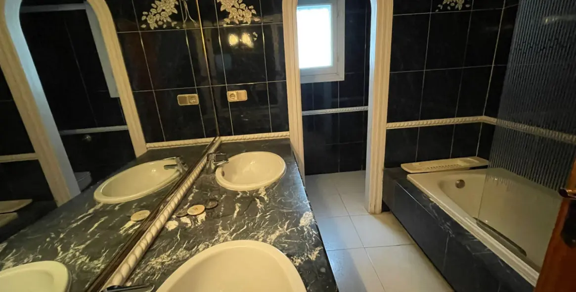 Продажа таунхауса в Estepona 9