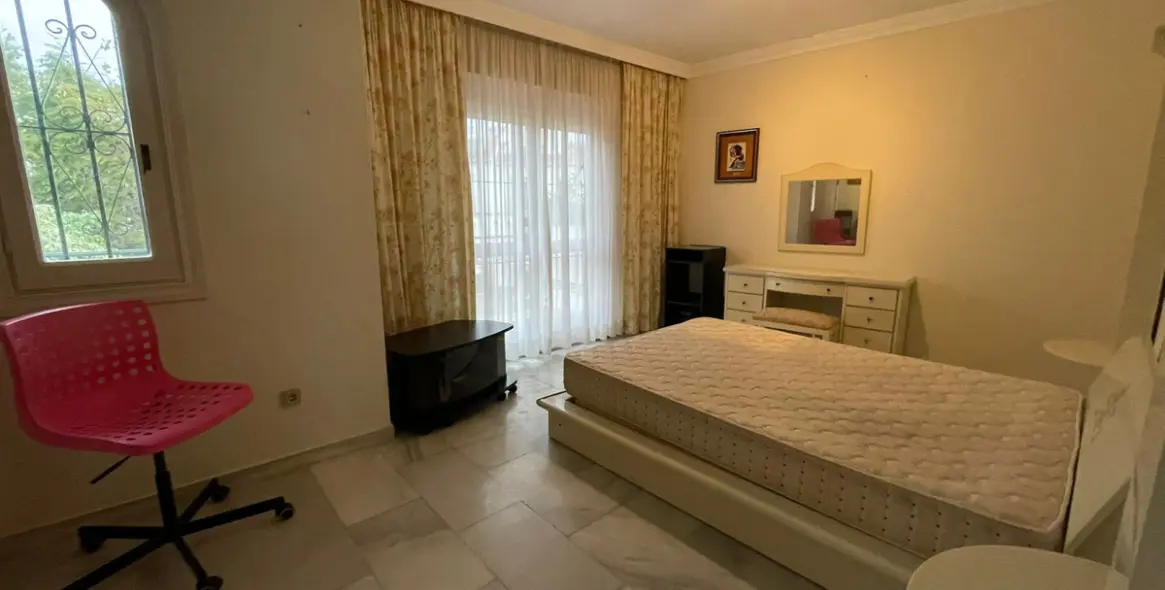 Продажа таунхауса в Estepona 15