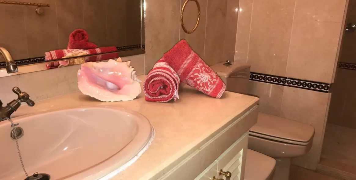 Sale of townhouse in Estepona 33