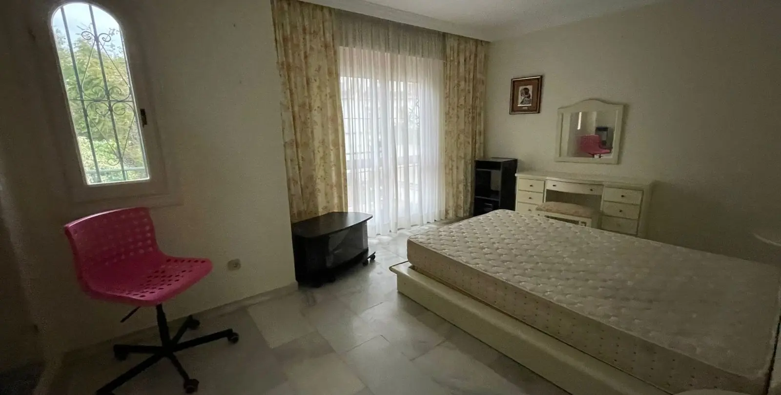 Продажа таунхауса в Estepona 18