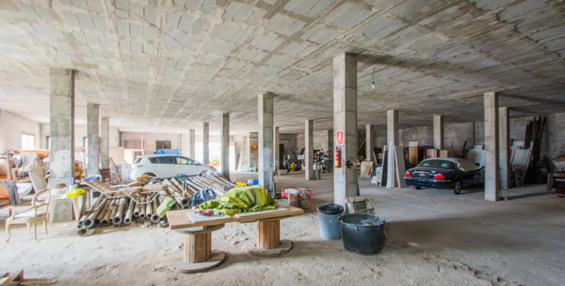 Sale of commercial premises in La Mairena 3