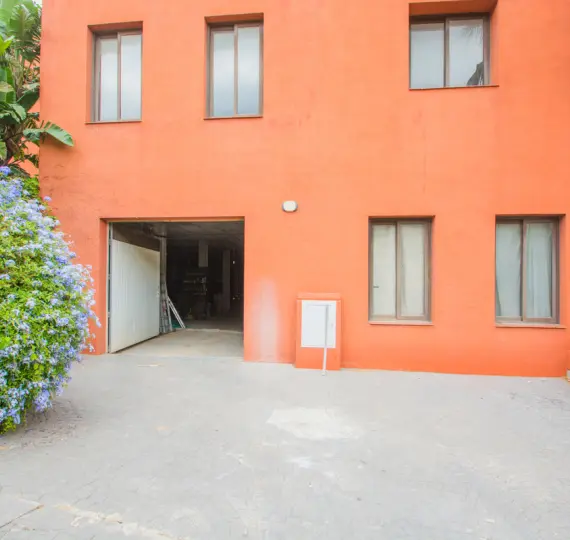 Sale of commercial premises in La Mairena