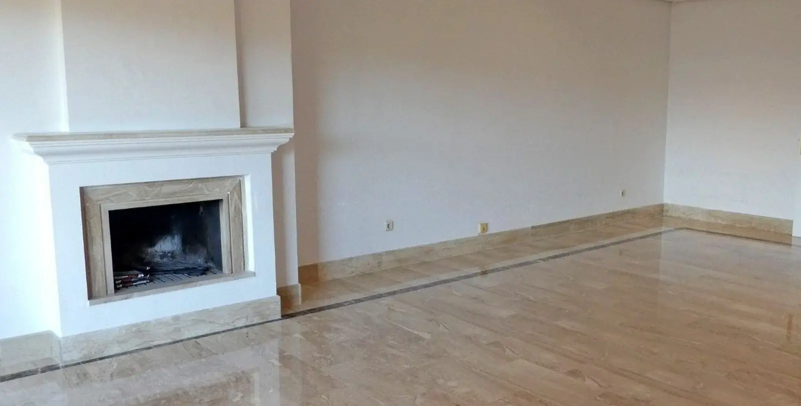 Sale of penthouse duplex in Guadalmina Baja 5
