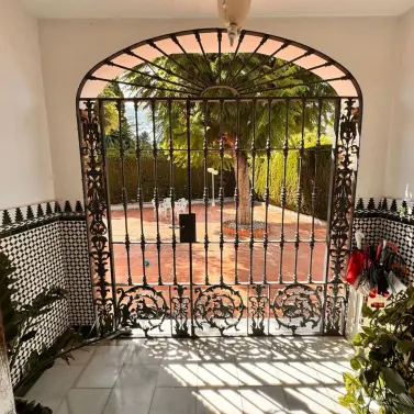 Sale of detached villa in Churriana