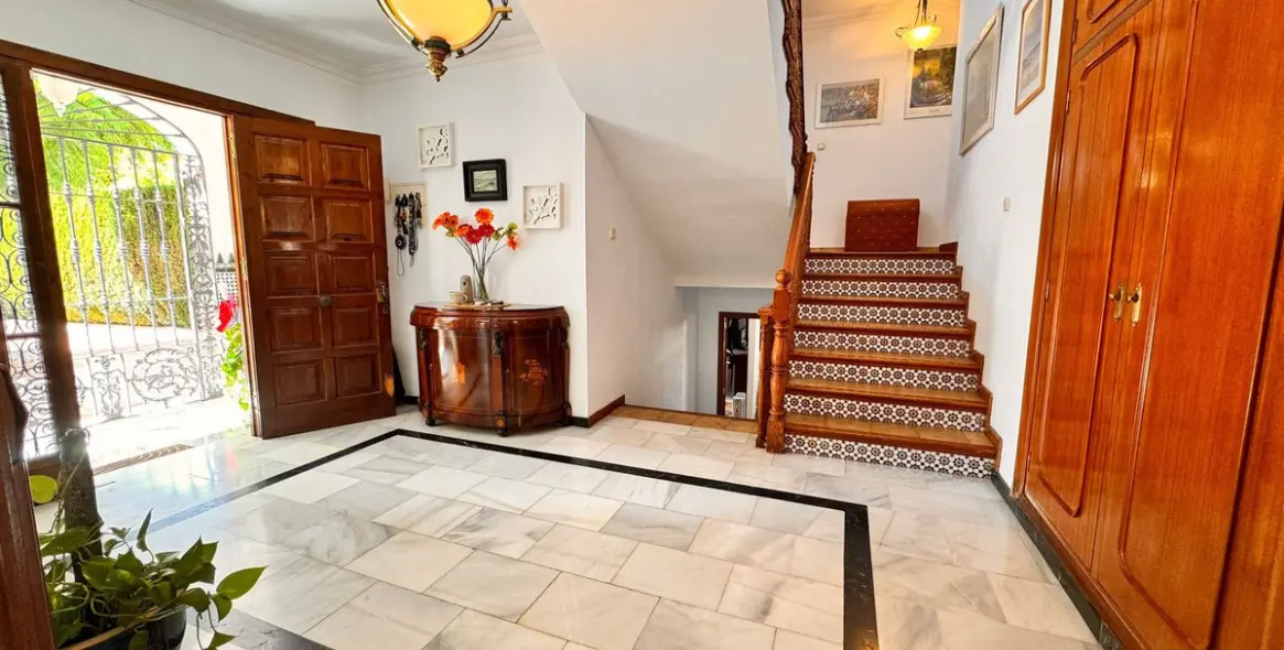 Sale of detached villa in Churriana 5