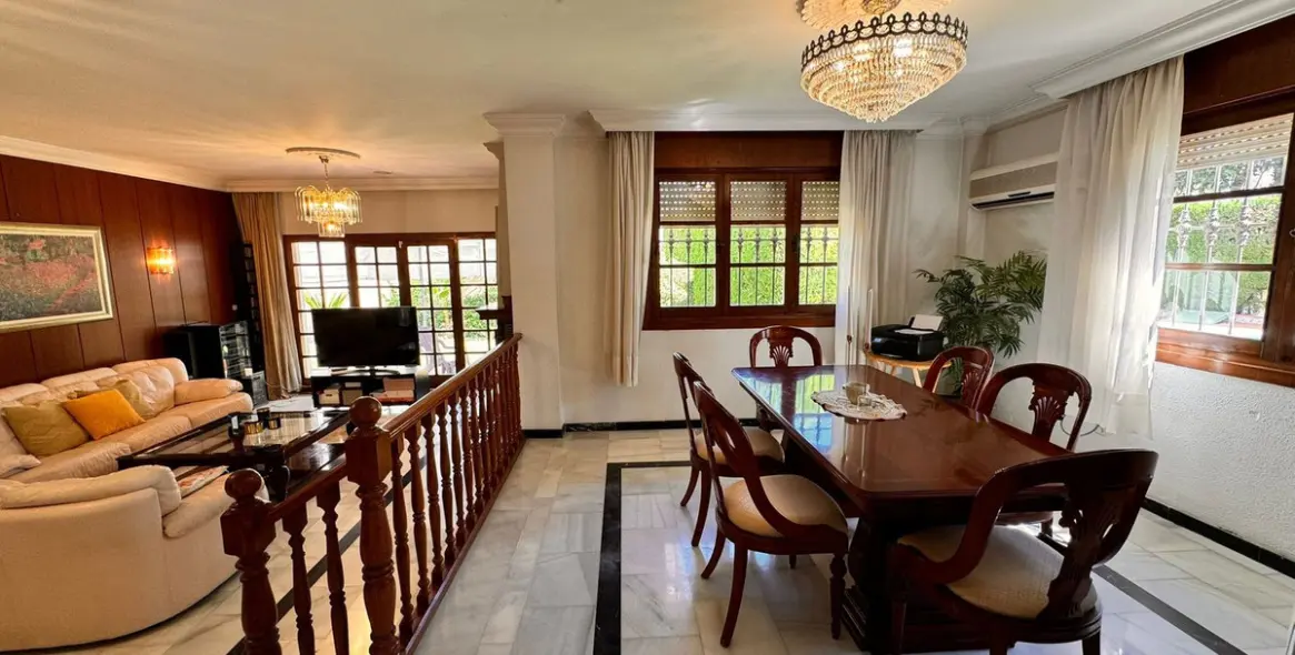 Sale of detached villa in Churriana 13