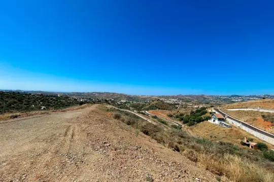 Image 6 thumb