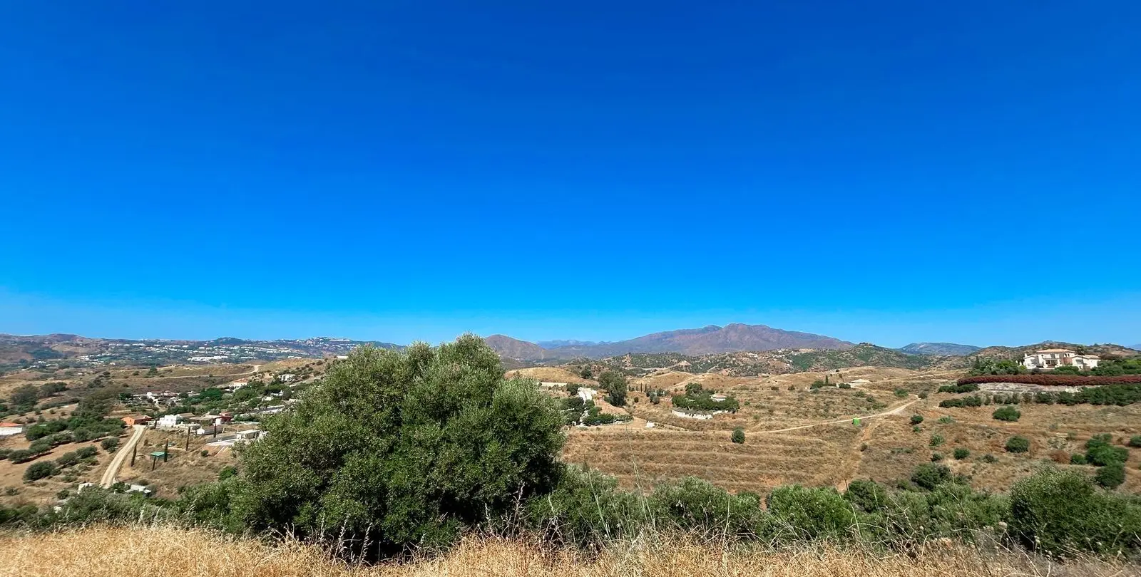 Sale of residential plot in Mijas Golf 14