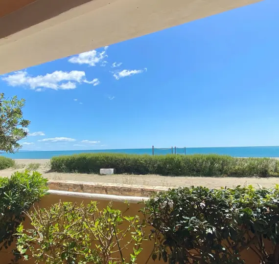 Продажа таунхауса в Casares Playa