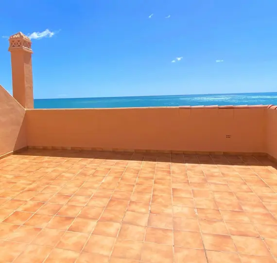 Продажа таунхауса в Casares Playa