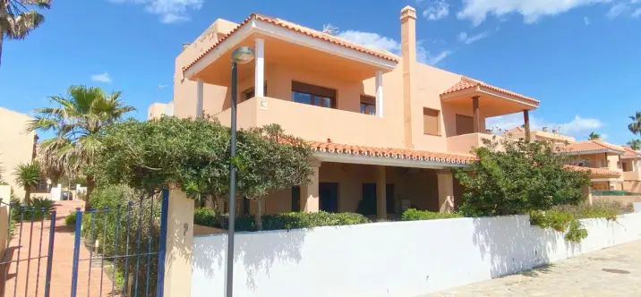 Продажа таунхауса в Casares Playa 4