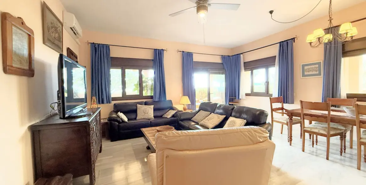 Продажа таунхауса в Casares Playa 18
