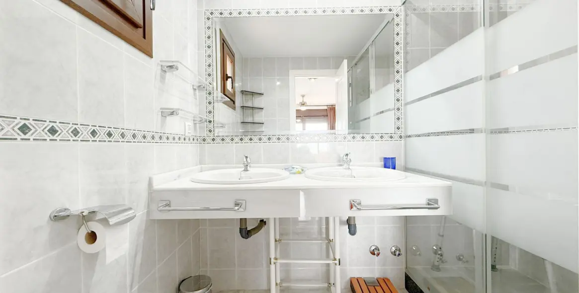 Продажа таунхауса в Casares Playa 25