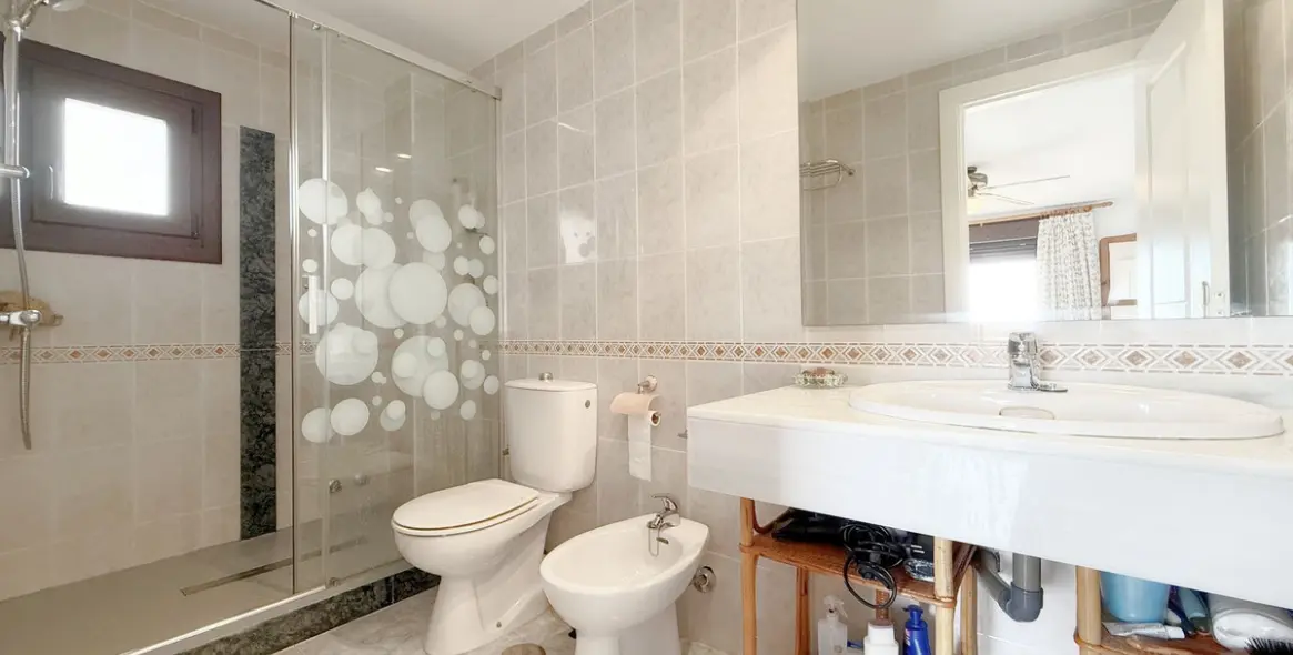 Продажа таунхауса в Casares Playa 37